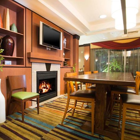 Fairfield Inn & Suites Берли Экстерьер фото